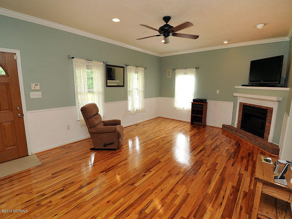 1562 Washington Acres Road Hampstead, NC 28443 - Photo 7 of 21 Family 2