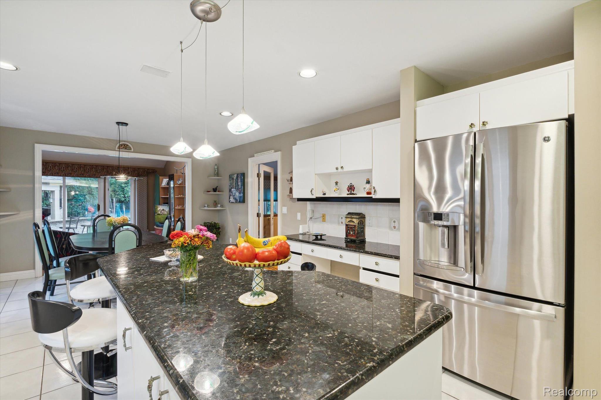 18887 Van Road Livonia, MI 48152 - Photo 24 of 78 Gallery Image 24