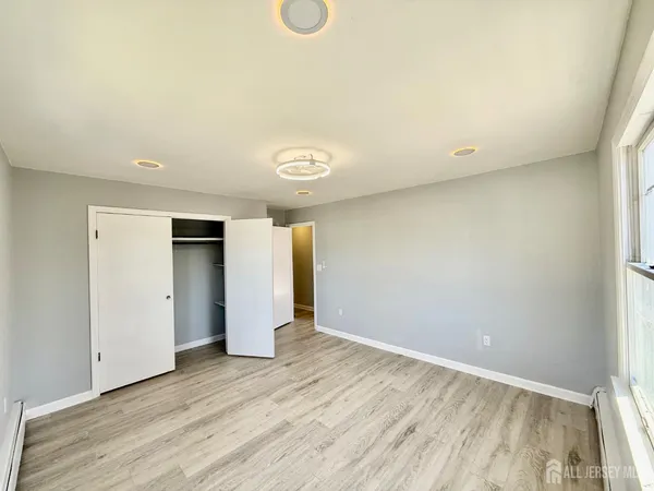 $4,900 | 35 Fiat Avenue, Iselin, NJ 08830