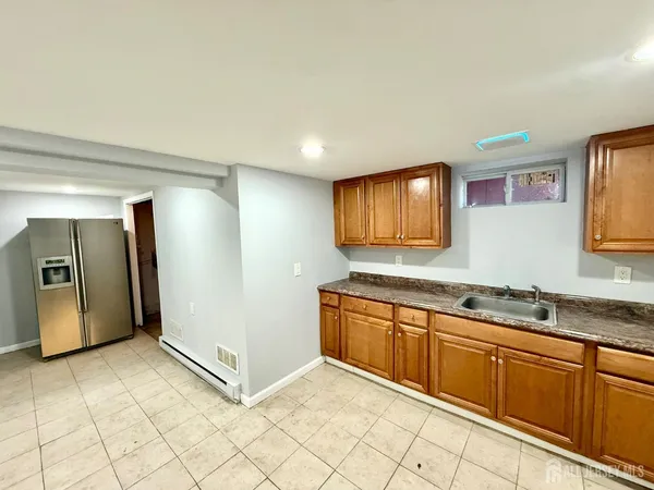 $4,900 | 35 Fiat Avenue, Iselin, NJ 08830