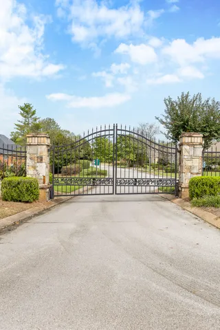 $999,000 | 9449 Windrose Circle, Ooltewah, TN 37363