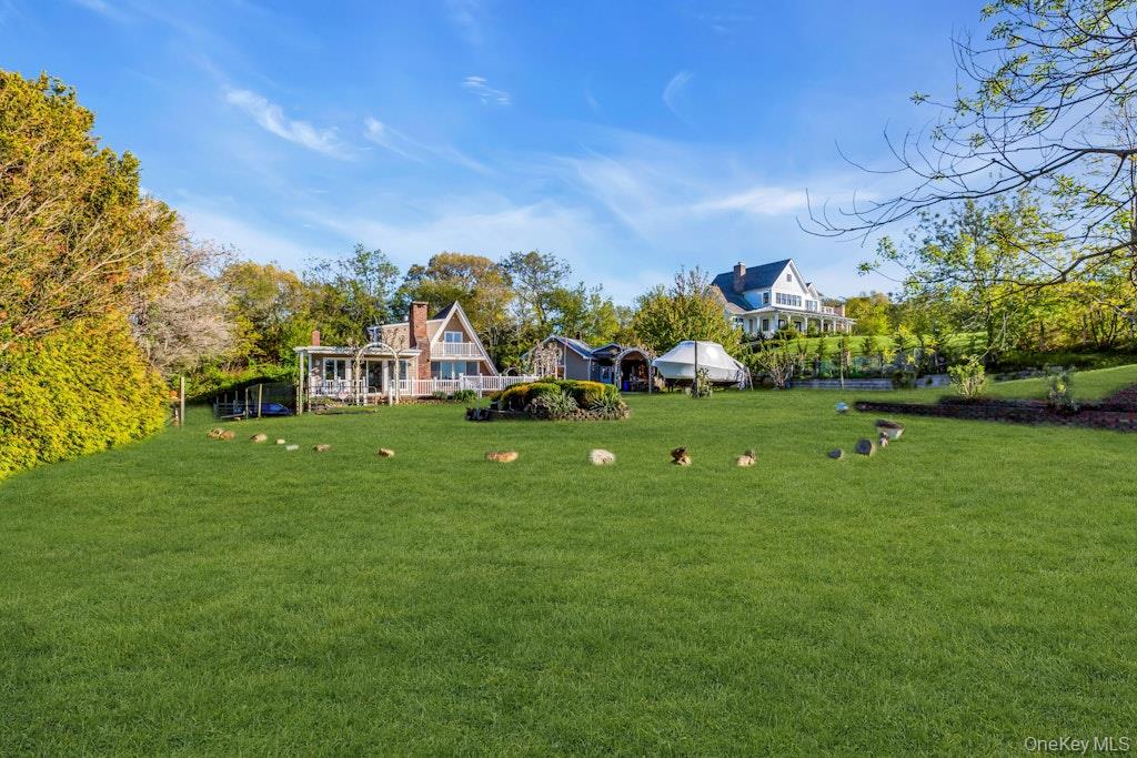995 Red Fox Road Mattituck, NY 11952 - Photo 15 of 45 Gallery Image 15