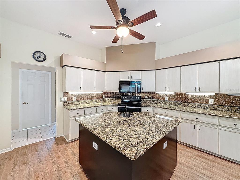 19295 Southwest 90th Ln Road Dunnellon, FL 34432 - Photo 12 of 83