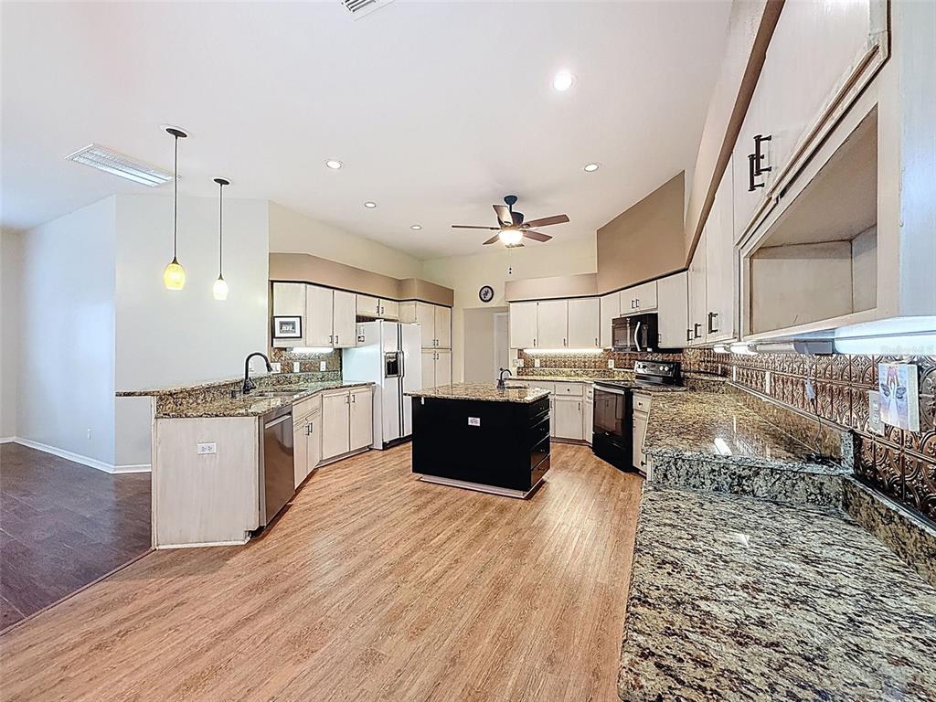 19295 Southwest 90th Ln Road Dunnellon, FL 34432 - Photo 17 of 83