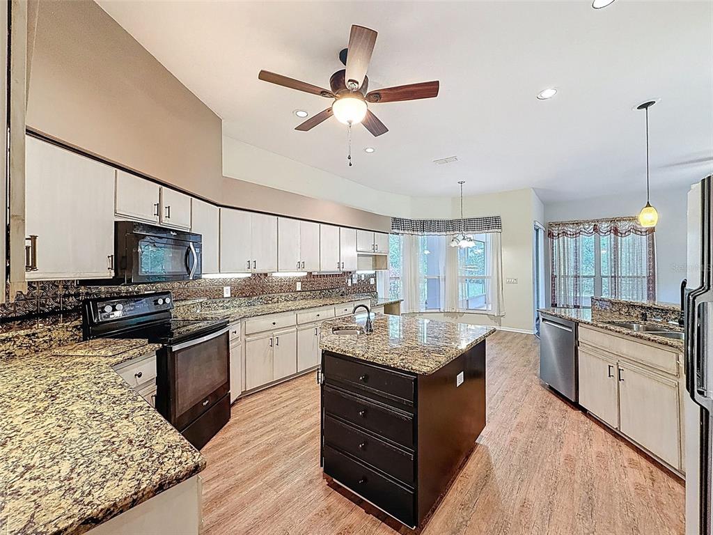 19295 Southwest 90th Ln Road Dunnellon, FL 34432 - Photo 10 of 83