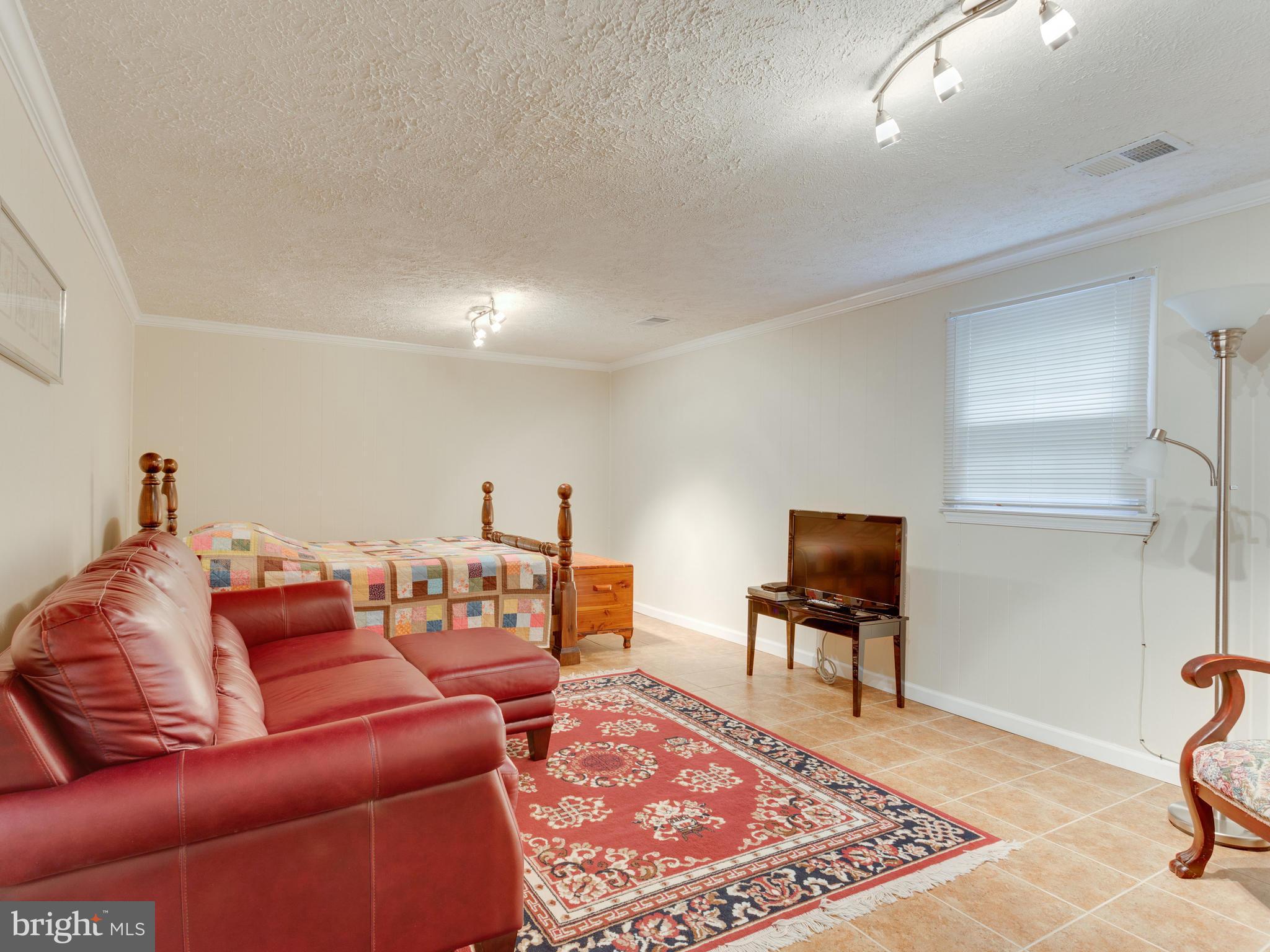 7770 Brandeis Way Springfield, VA 22153 - Photo 20 of 30 Family Room