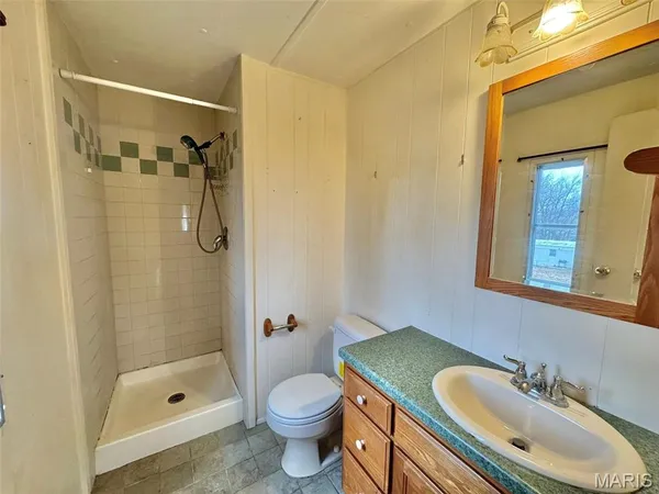 $72,000 | 355 Bainbridge Street, Barry, IL 62312