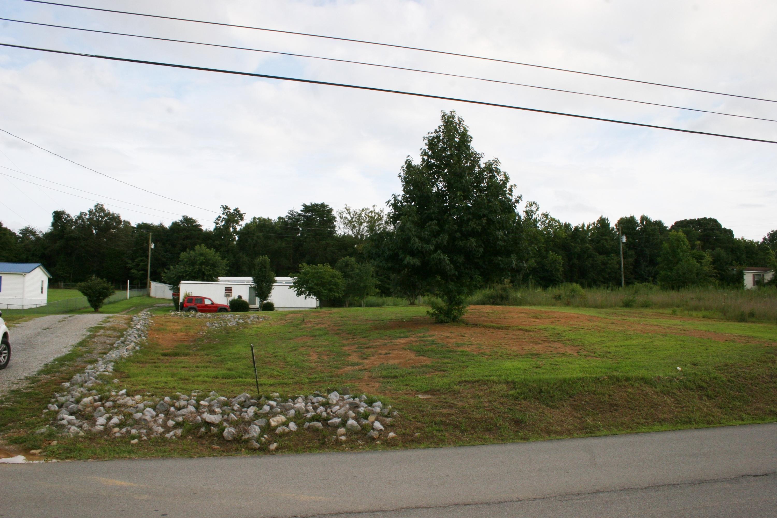 610 Old Slag Road Vonore, TN 37885 - Photo 2 of 6 View of property from road