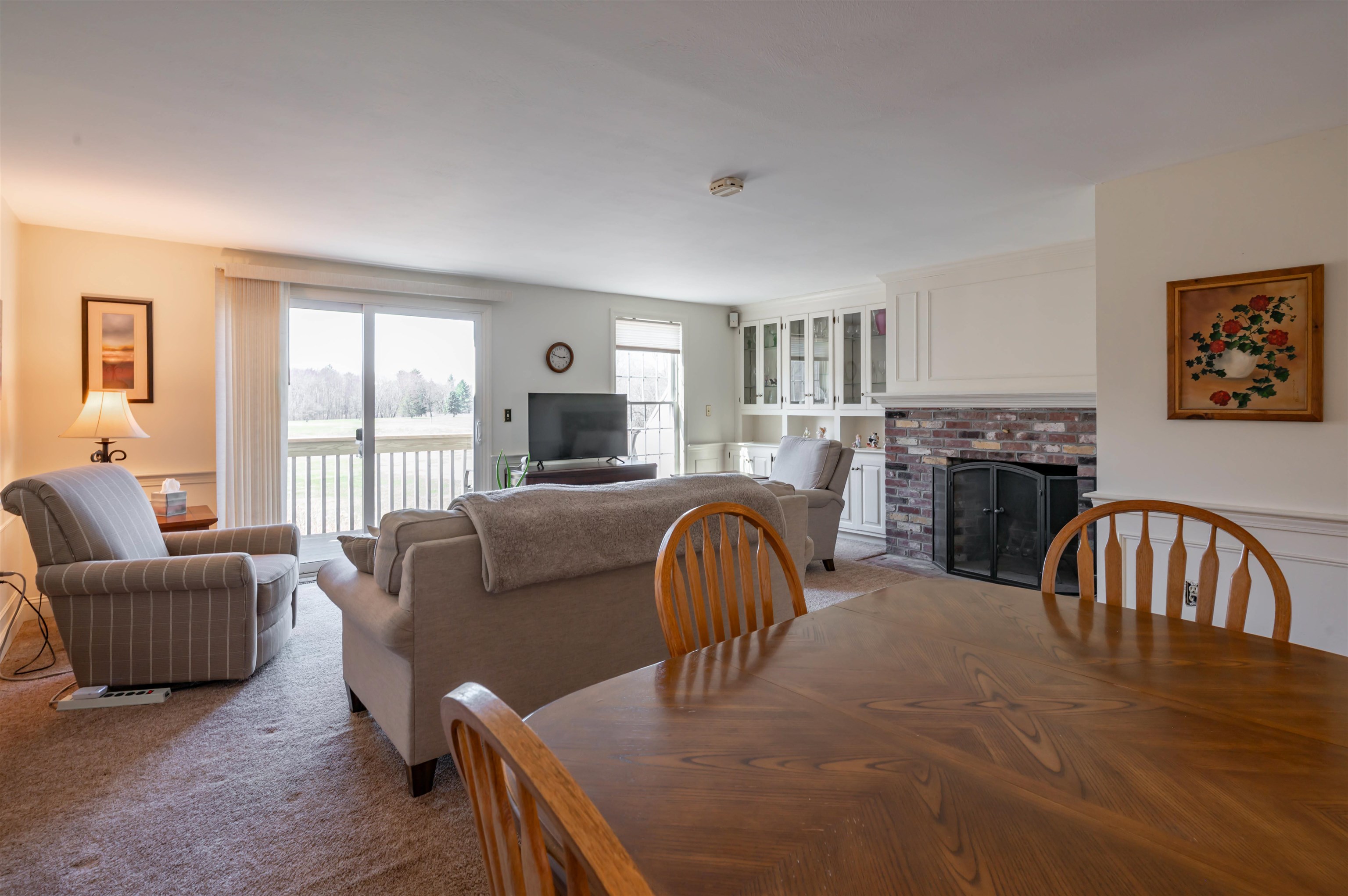 8 Veterans Road, Unit 8 Amherst, NH 03031 - Photo 7 of 46