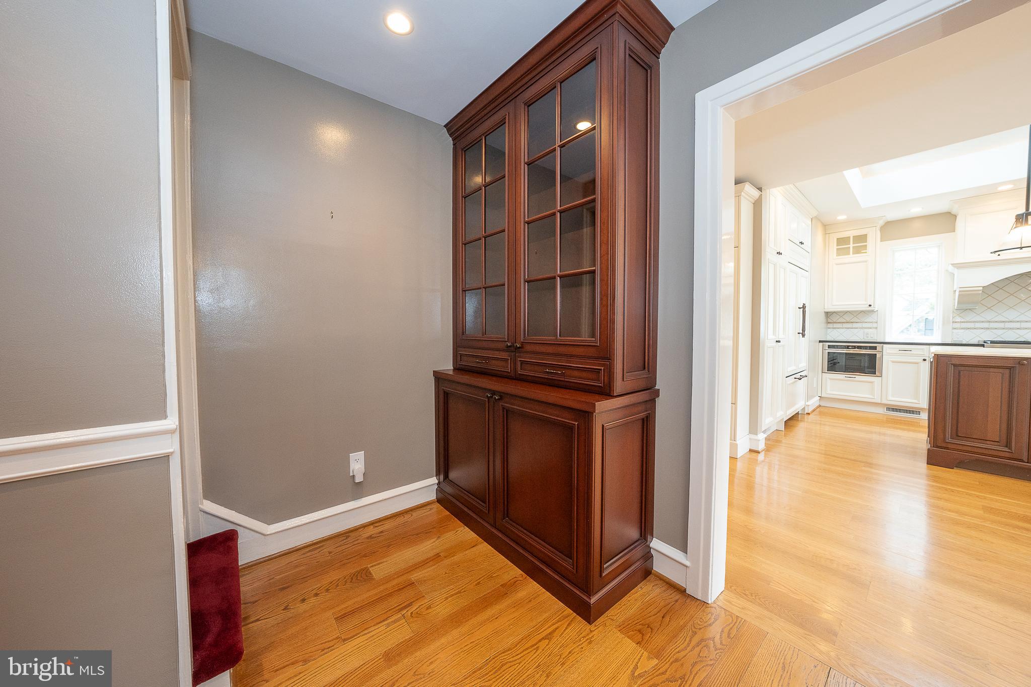 101 East Brookhaven Road Wallingford, PA 19086 - Photo 22 of 133 Butler's Pantry