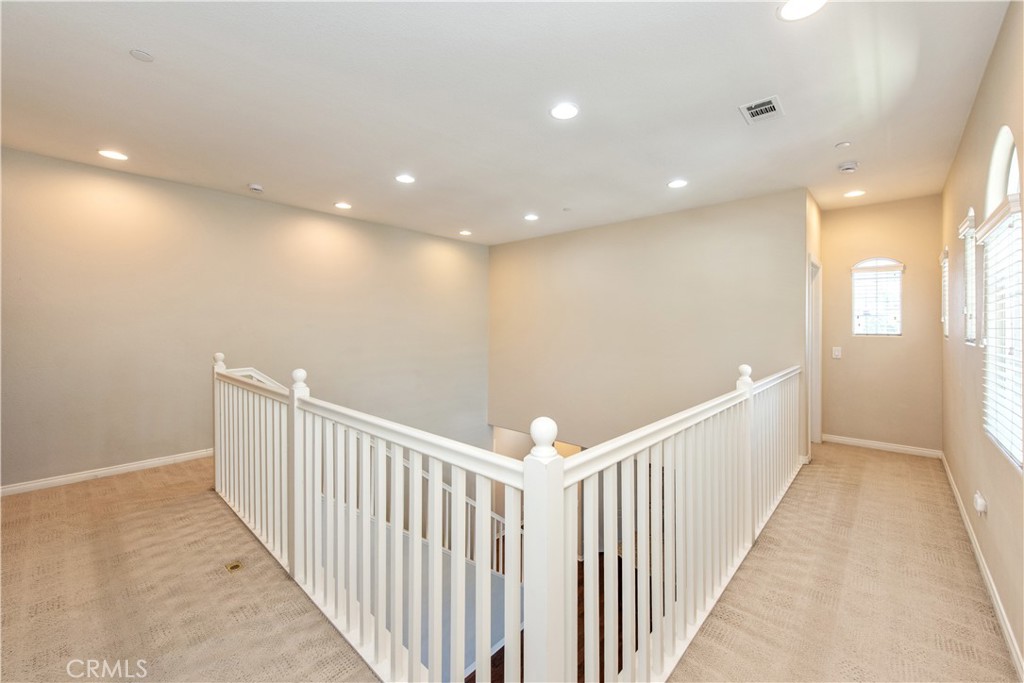 72 Shadowplay Irvine, CA 92620 - Photo 11 of 36