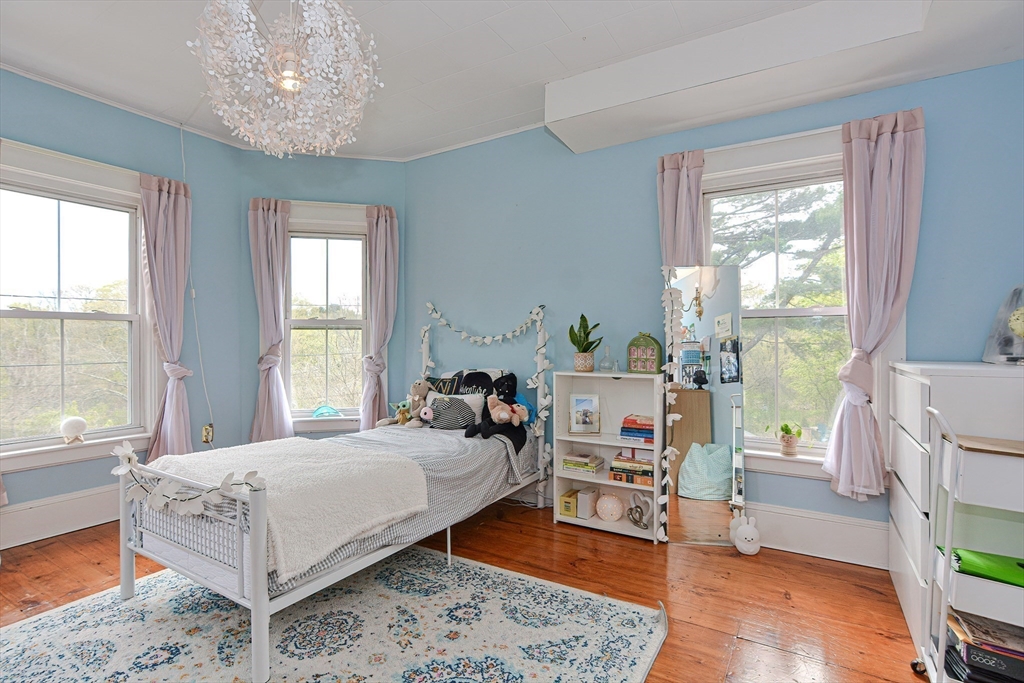 24 Main Street Upton, MA 01568 - Photo 33 of 40