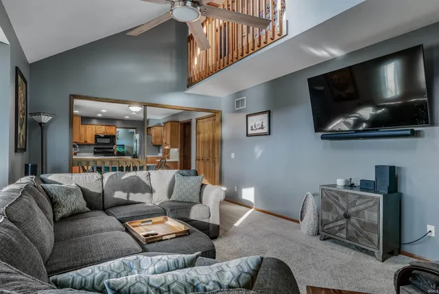 $389,900 | 6329 Treasure Cove, Fort Wayne, IN 46835