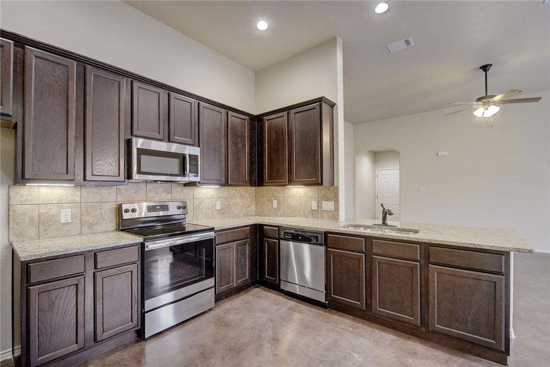 467 Jack Rabbit Lane, Unit A Buda, TX 78610 - Photo 9 of 30 Gallery Image 9
