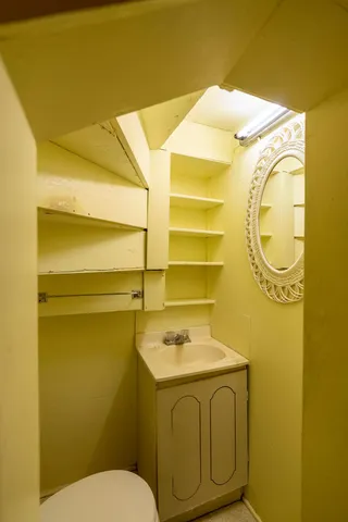 $85,000 | 421 South Moore Street, Blue Earth, MN 56013