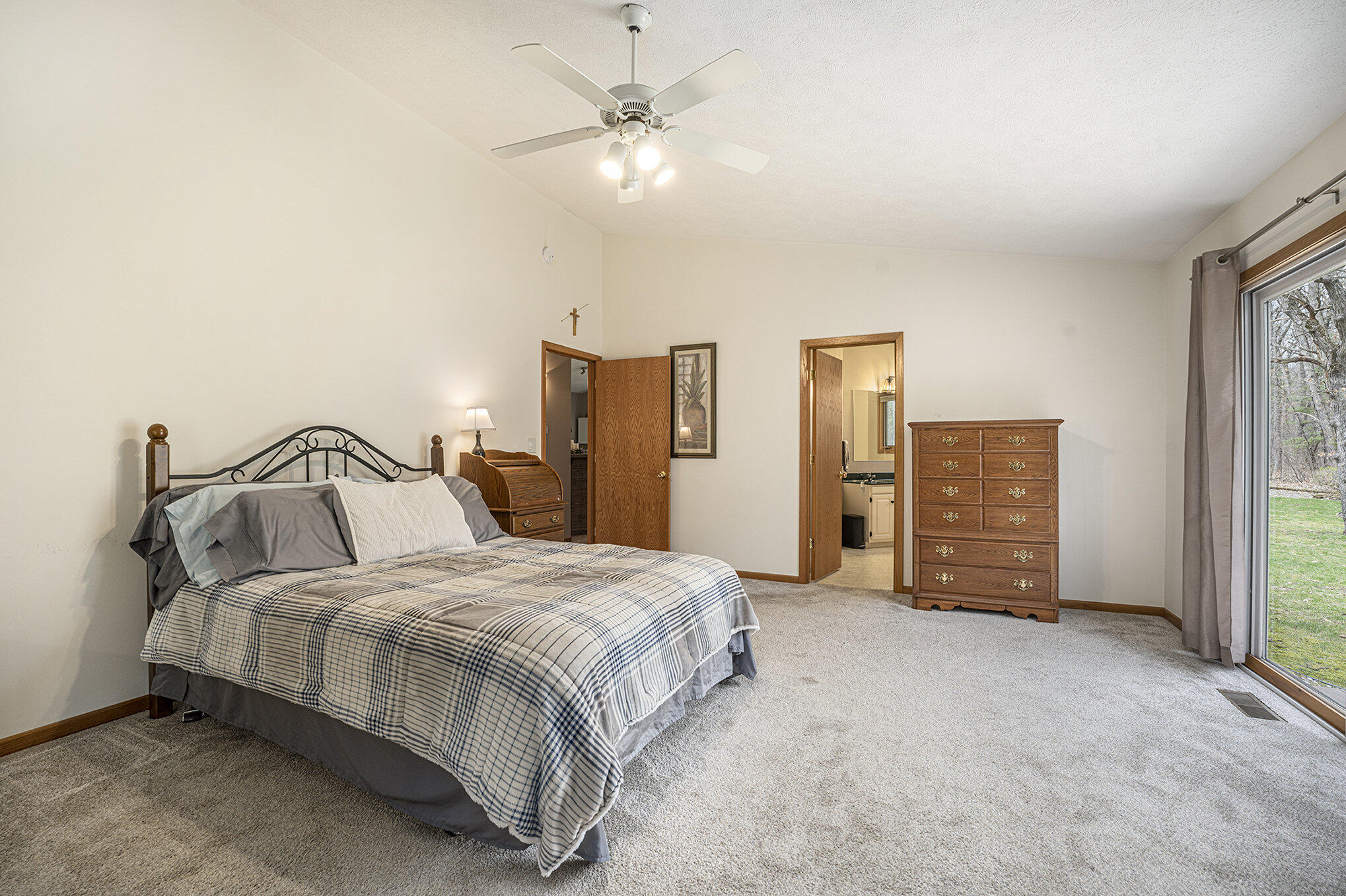 4079 Monroe Road Allegan, MI 49010 - Photo 10 of 27 014_file_514