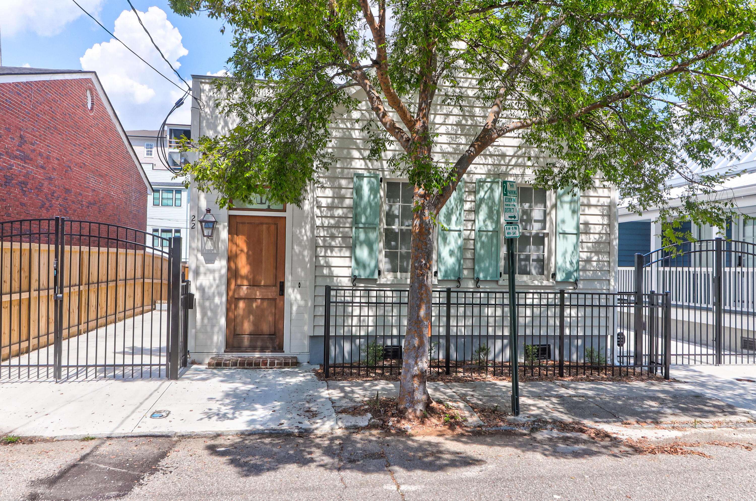 22 Sheppard Street Charleston, SC 29403 - Photo 2 of 30 22 Sheppard -Tidalcreekphoto- (3)