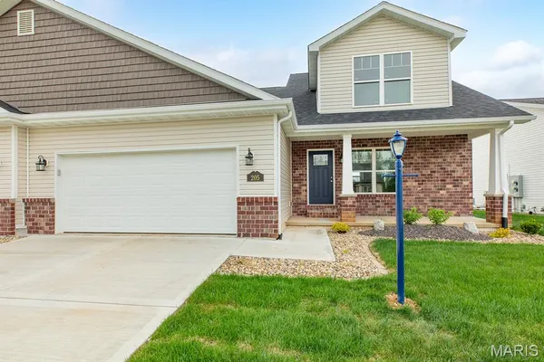 $359,900 | 205 Wrigley Field Drive, Bethalto, IL 62010