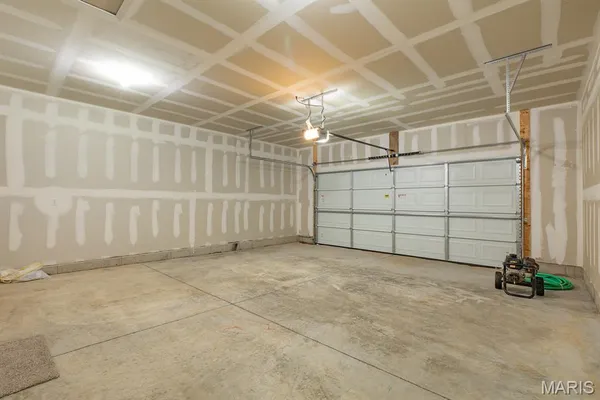 $359,900 | 205 Wrigley Field Drive, Bethalto, IL 62010