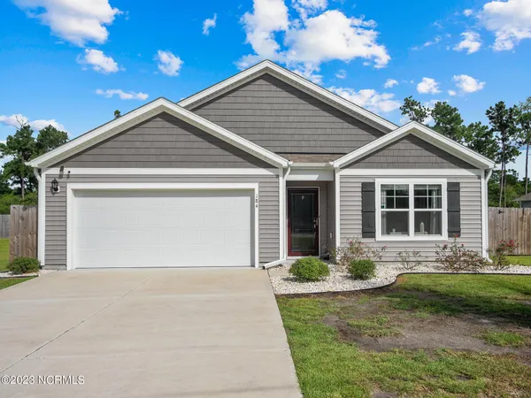 $2,400 | 184 Everett Yopp Drive, Sneads Ferry, NC 28460