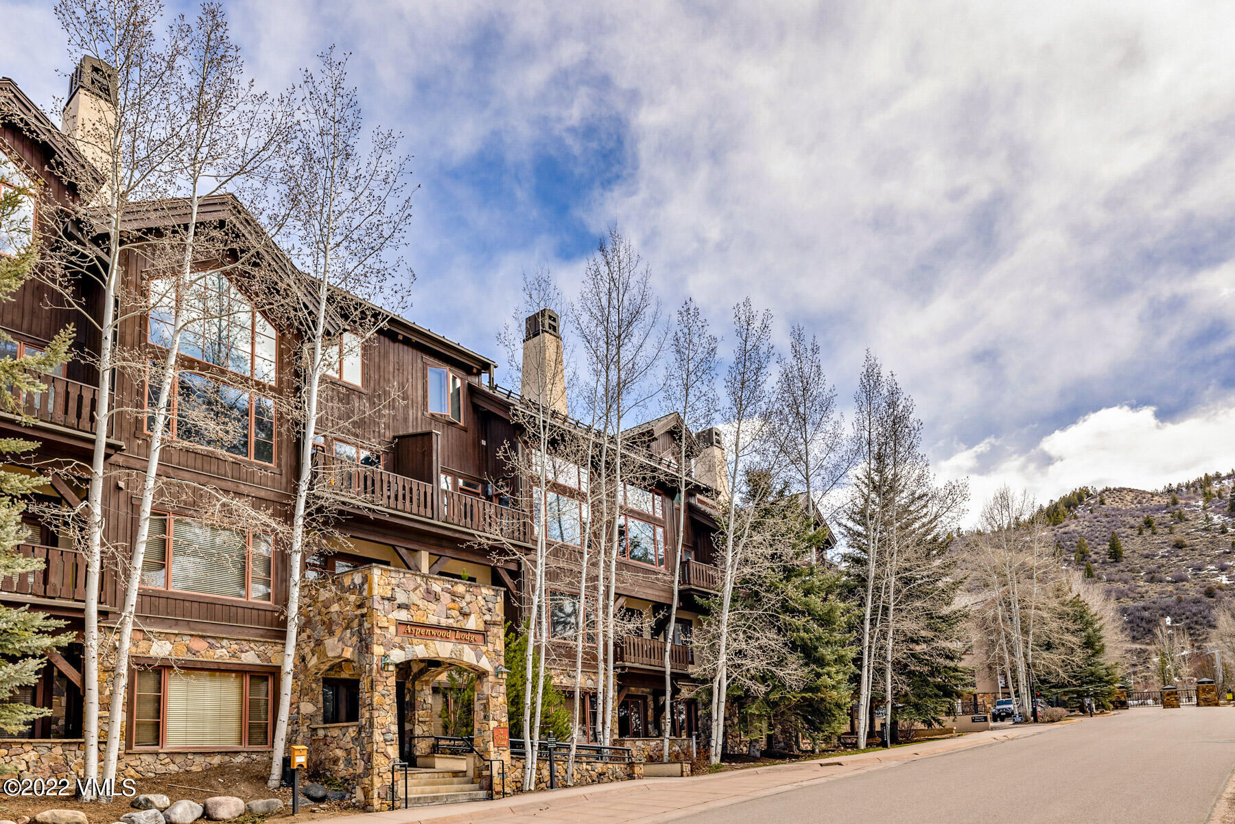 74 Cresta Road, Unit 208 Edwards, CO 81632 - Photo 34 of 34 140A8855_1