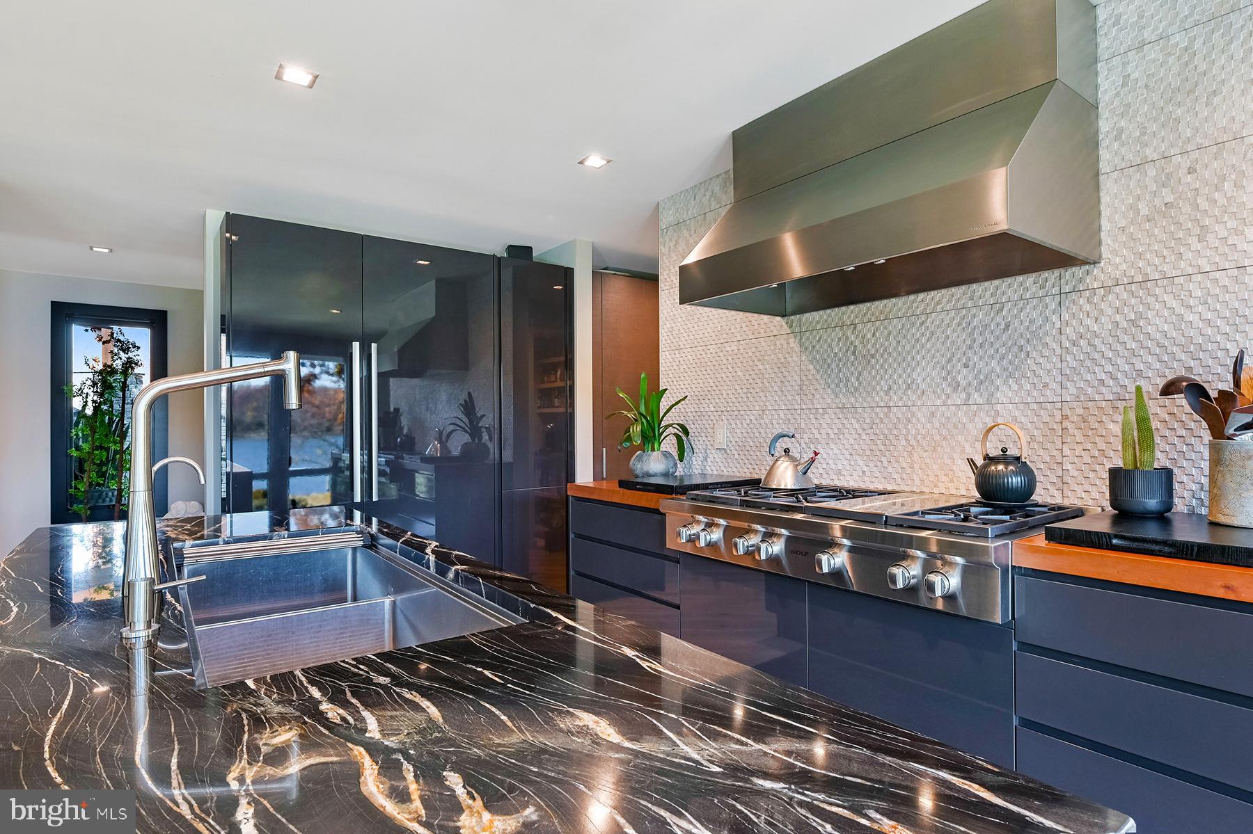 3333 Harness Creek Road Annapolis, MD 21403 - Photo 27 of 75 Plenty of prep and service space