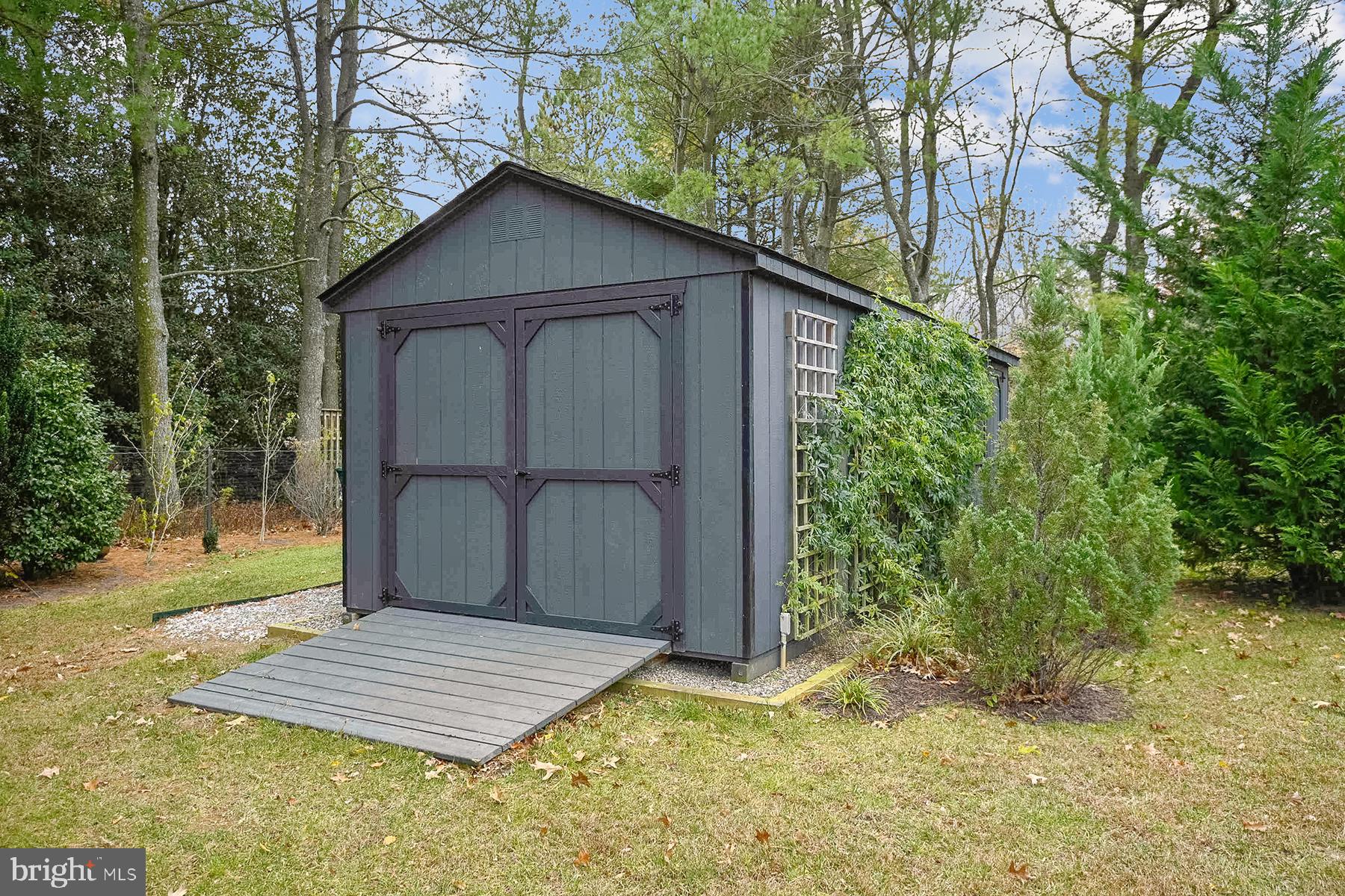 3333 Harness Creek Road Annapolis, MD 21403 - Photo 70 of 75 Storage shed