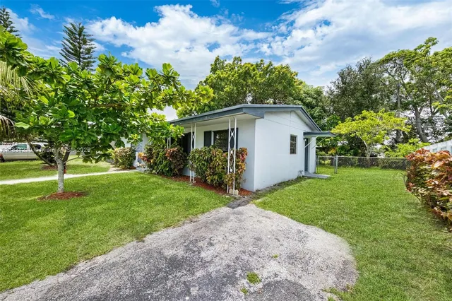 $470,000 | 18900 Northwest 19th Avenue, Miami Gardens, FL 33056