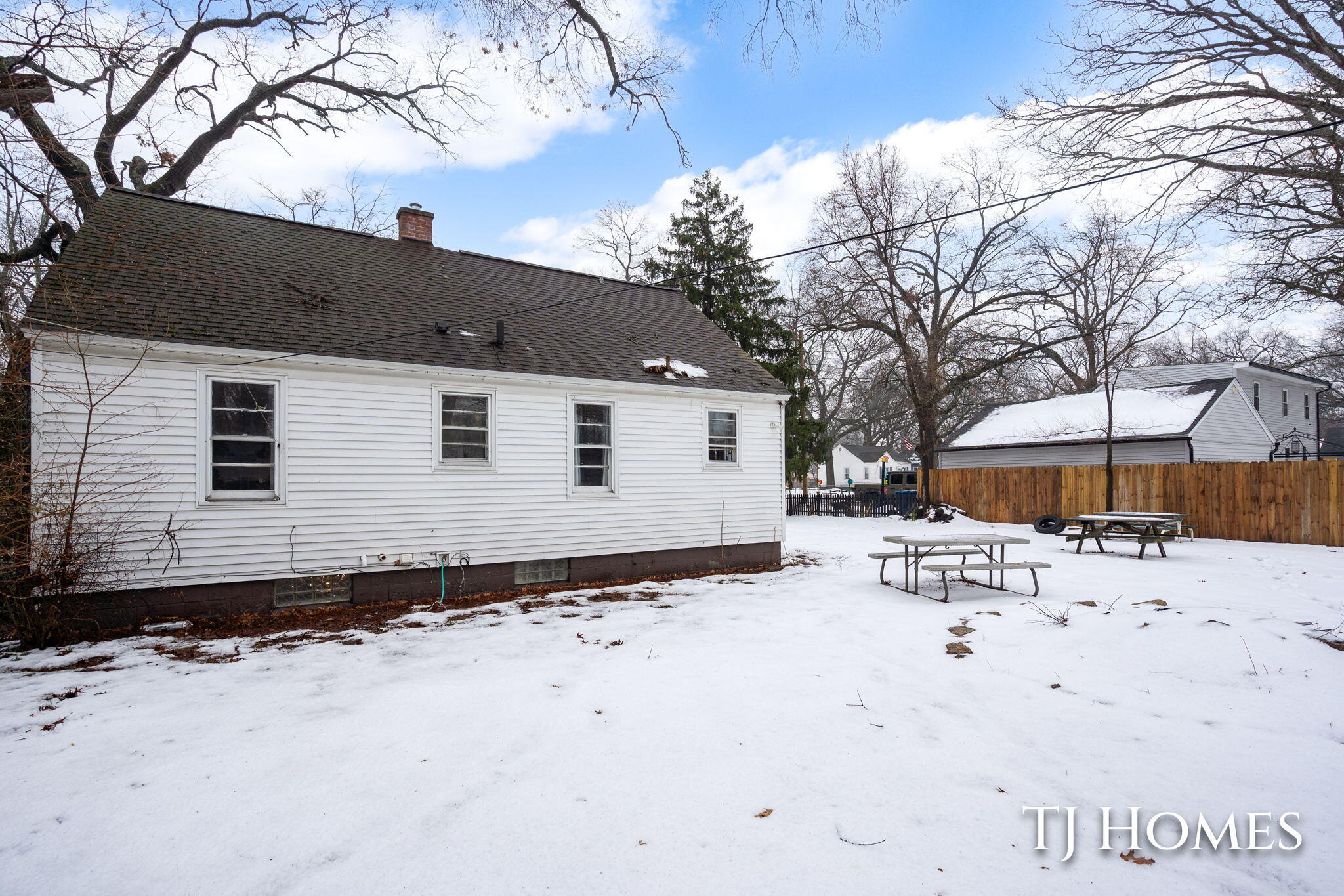 3109 Temple Street Muskegon, MI 49444 - Photo 26 of 30 6-web-or-mls-3109 Temple St-6