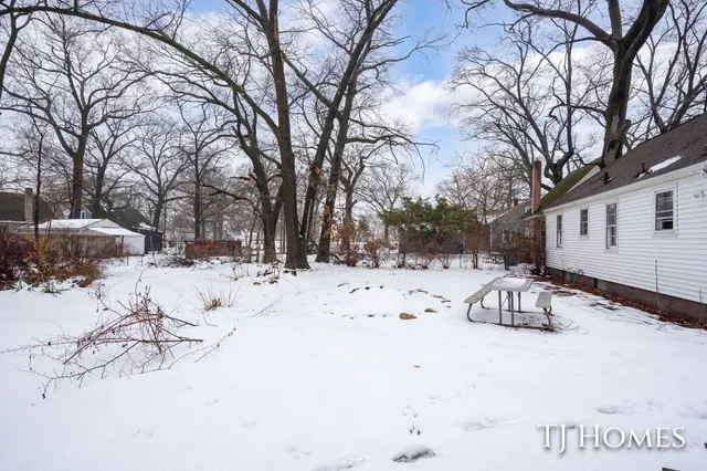 $124,900 | 3109 Temple Street, Muskegon, MI 49444