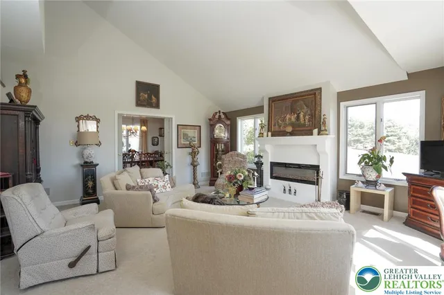 $569,921 | 1319 Shady Lane, Tamaqua, PA 18252