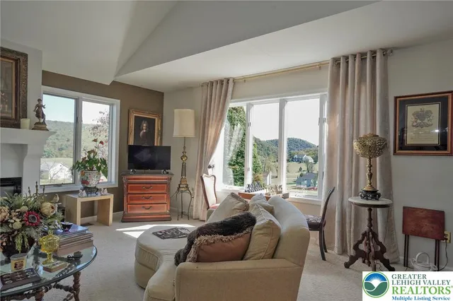 $569,921 | 1319 Shady Lane, Tamaqua, PA 18252