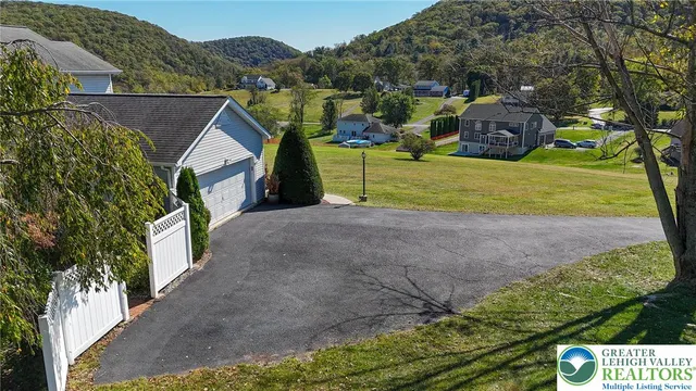 $569,921 | 1319 Shady Lane, Tamaqua, PA 18252
