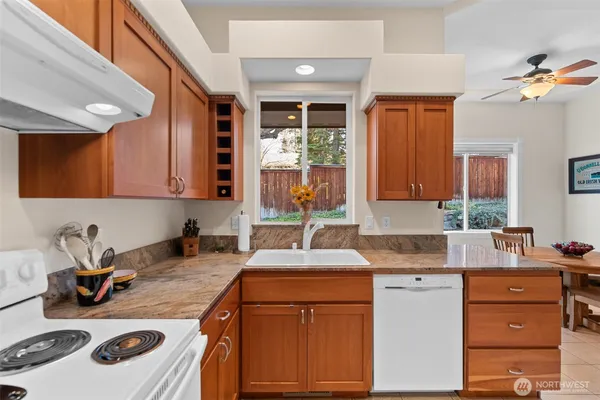 $570,000 | 112 19th Street Northeast, East Wenatchee, WA 98802