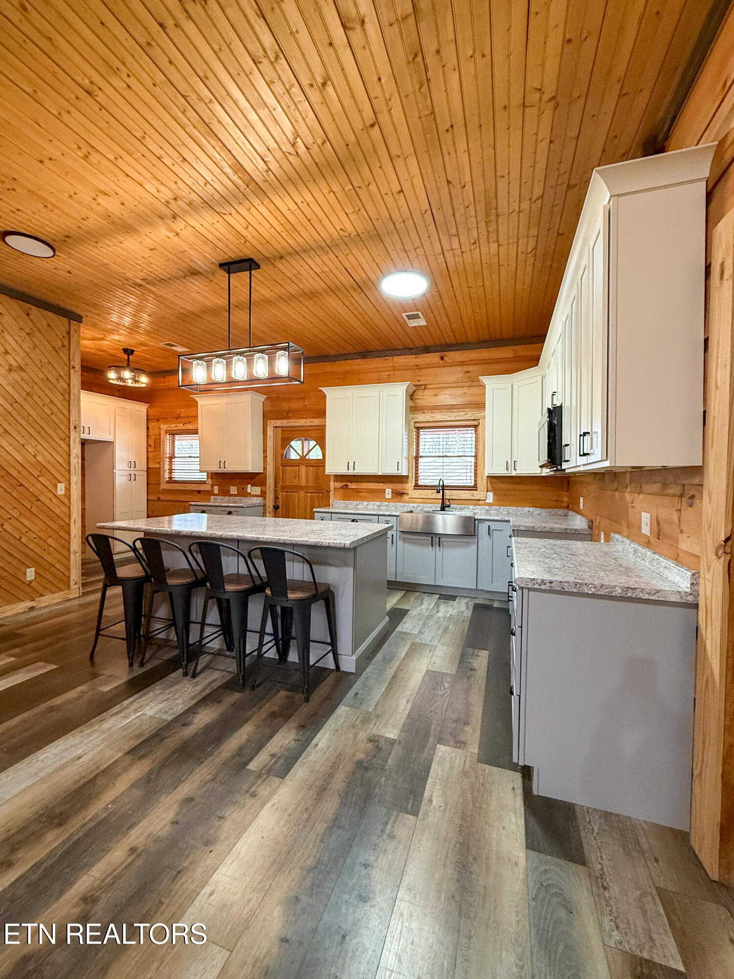 495 Bear Hollow Road Oneida, TN 37841 - Photo 18 of 60 IMG_5522