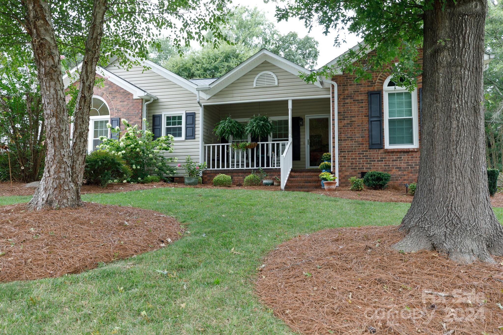 2151 Lookout Ridge Rock Hill, SC 29732 - Photo 2 of 28 Gallery Image 2