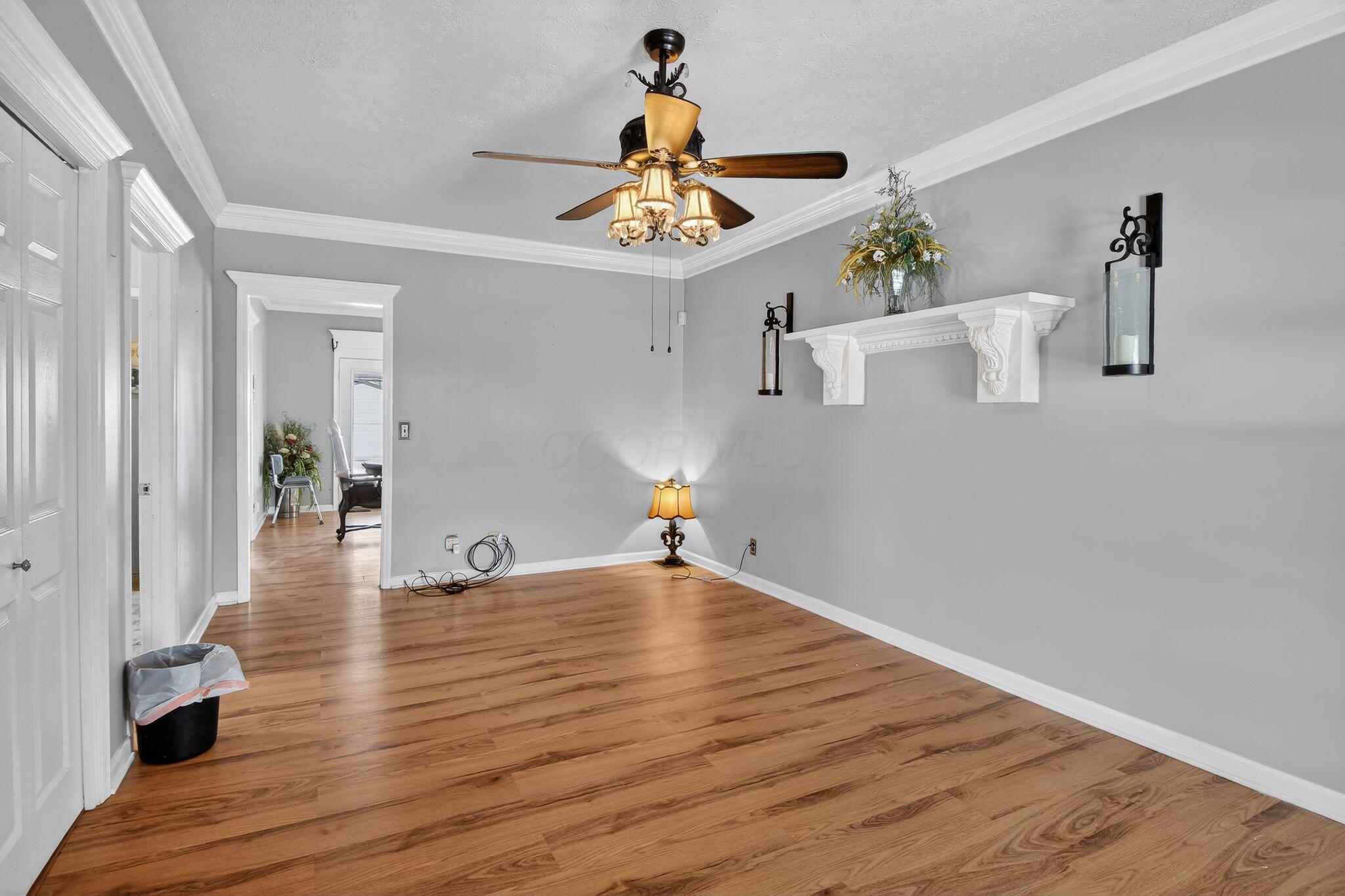2101 West College Road Syracuse, OH 45779 - Photo 7 of 25 7