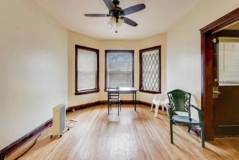 $349,000 | 4820 West Washington Boulevard, Chicago, IL 60644