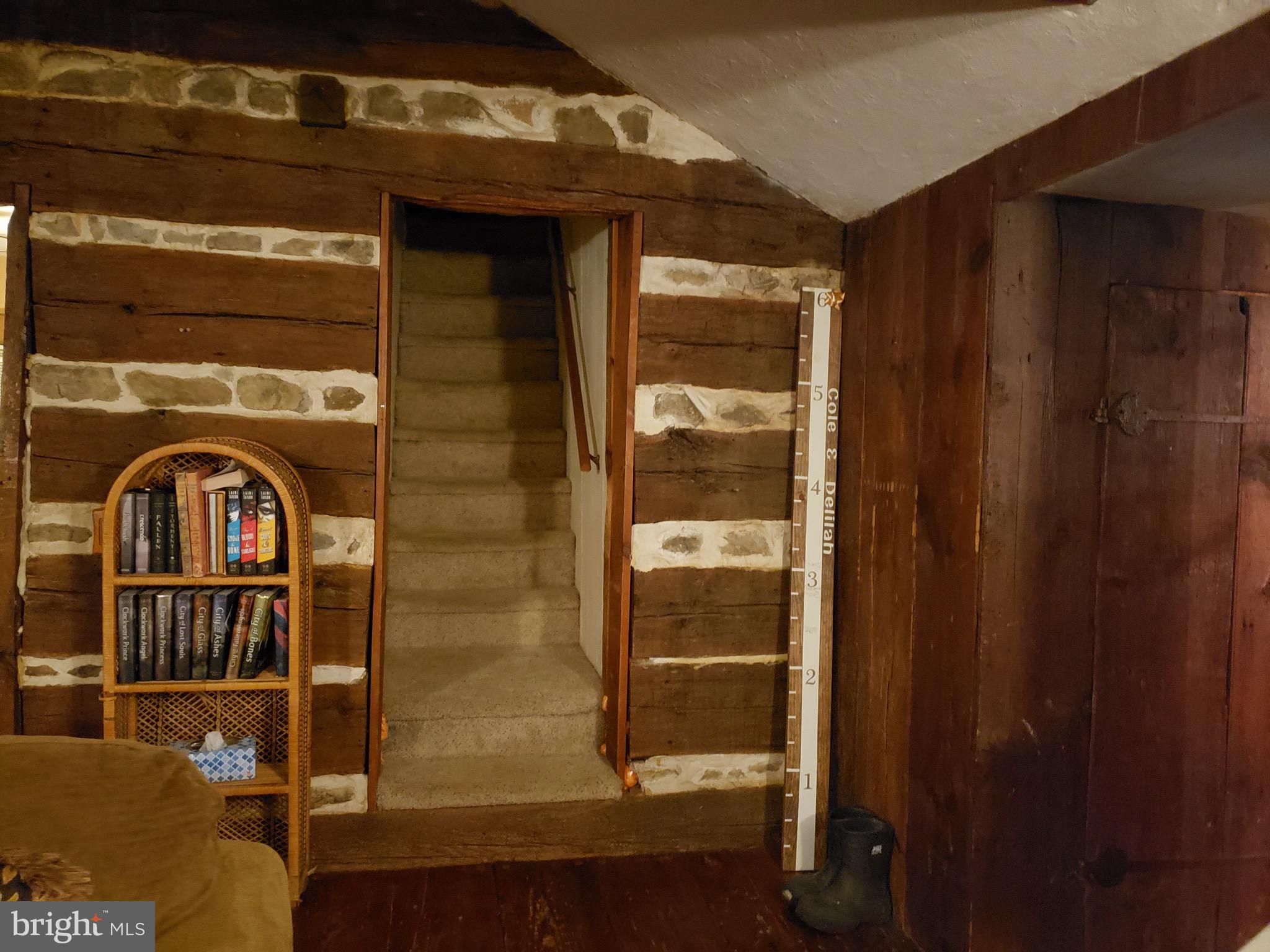 725 Fritztown Road Reading, PA 19608 - Photo 13 of 32