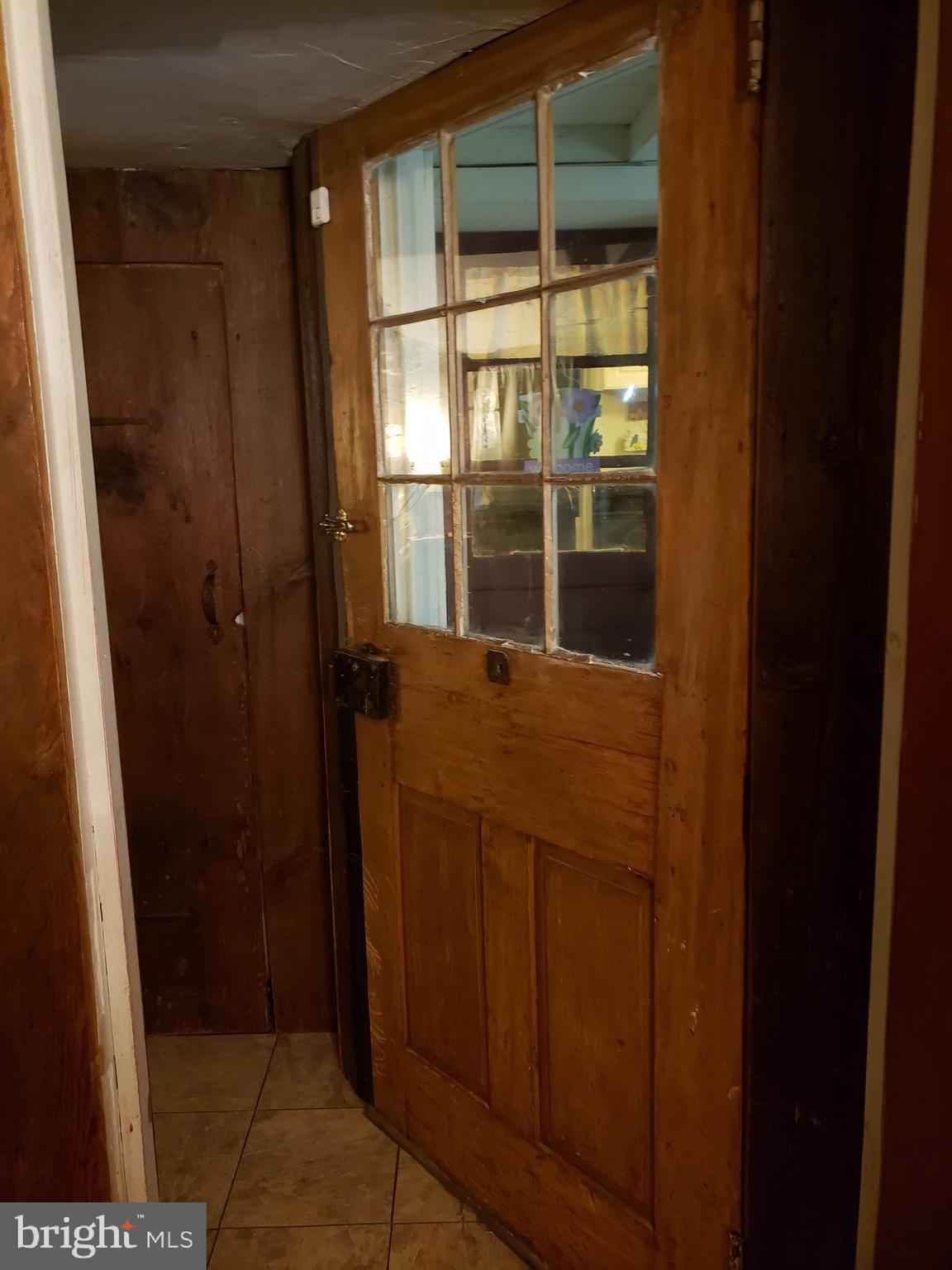 725 Fritztown Road Reading, PA 19608 - Photo 20 of 32