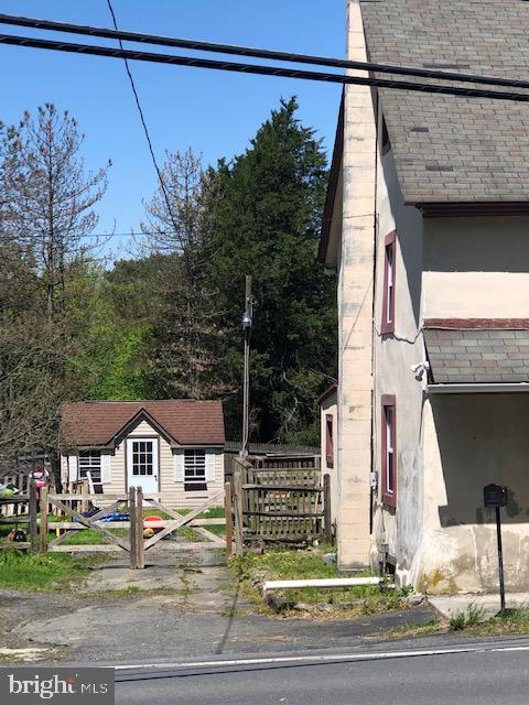725 Fritztown Road Reading, PA 19608 - Photo 29 of 32