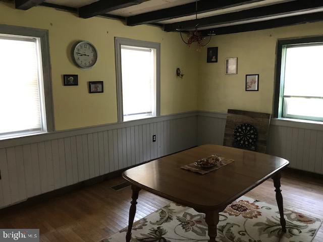 725 Fritztown Road Reading, PA 19608 - Photo 6 of 32