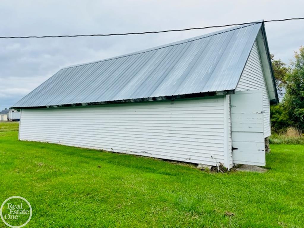 6782 Wildcat Road Jeddo, MI 48032 - Photo 51 of 83 50123430-51.JPG