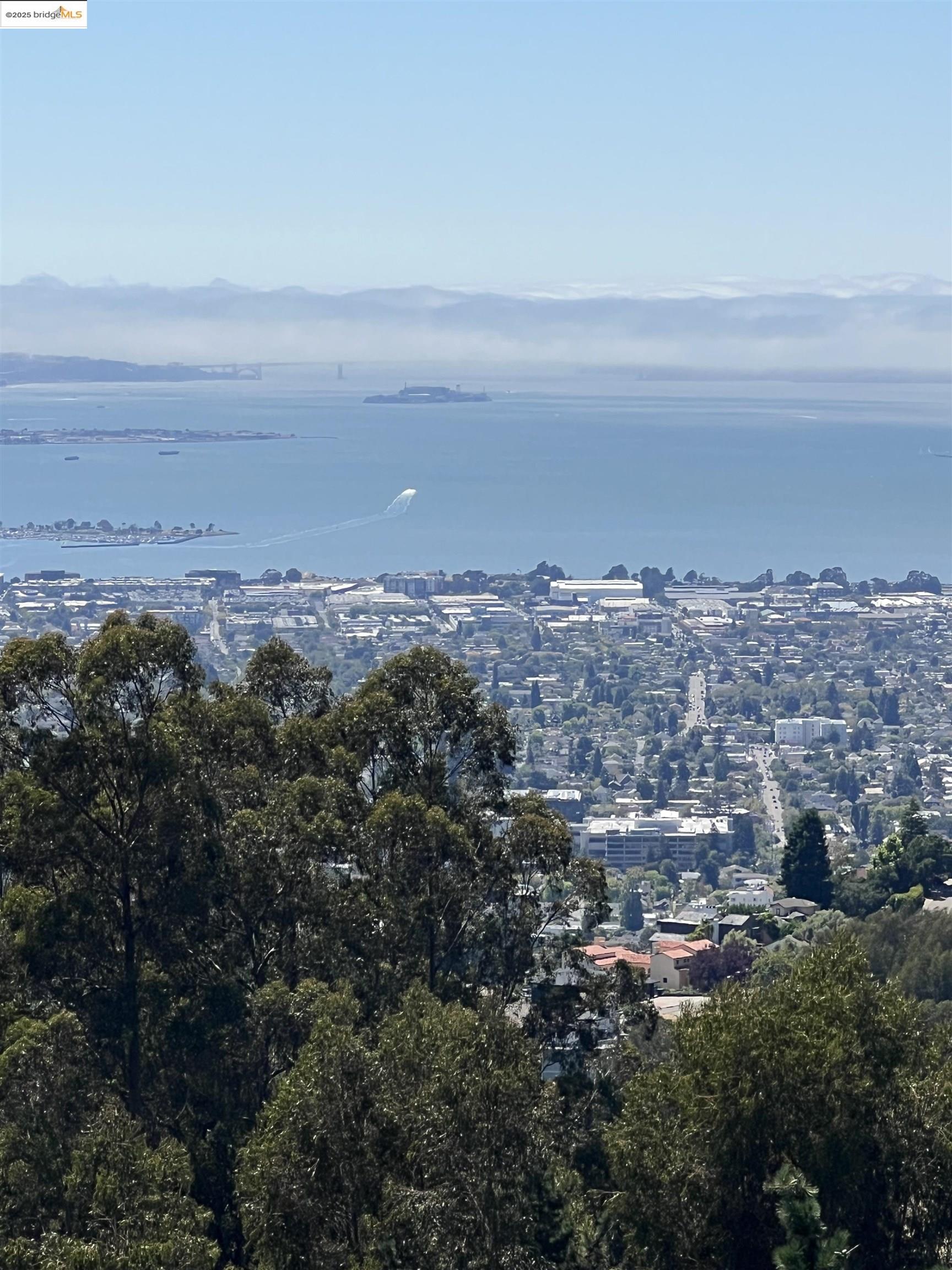 142 Gravatt Drive Berkeley, CA 94705 - Photo 6 of 14 a view of city and ocean