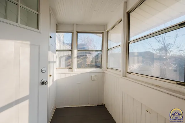 $175,000 | 622 Southwest Lindenwood Avenue, Topeka, KS 66606