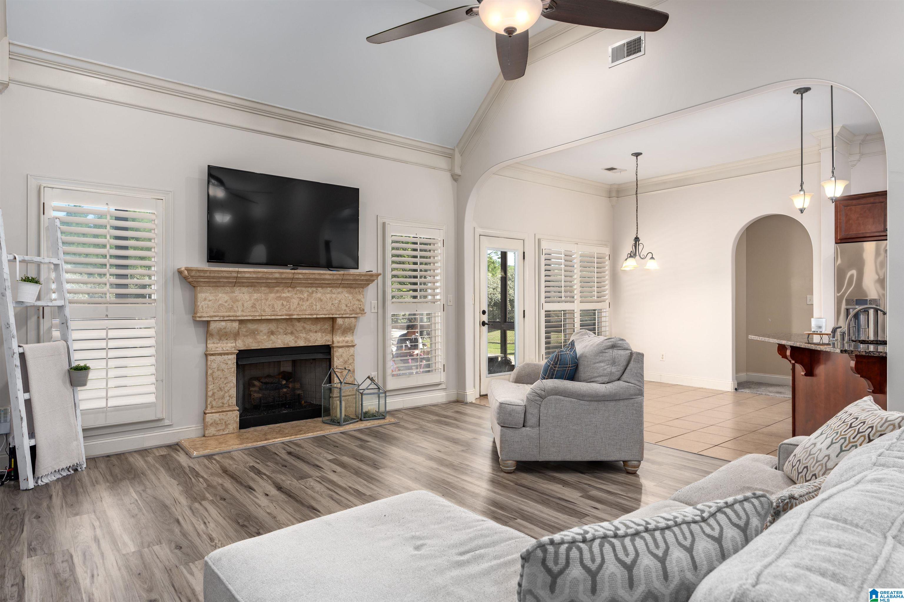 254 Strathaven Lane Pelham, AL 35124 - Photo 14 of 29