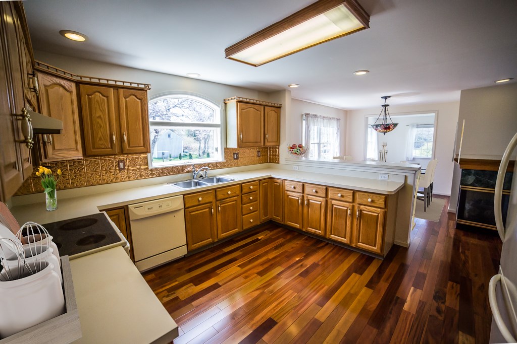 191 East Main Road Little Compton, RI 02837 - Photo 3 of 19