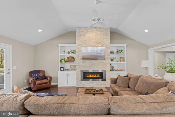 $495,000 | 30814 White Cypress Cove, Laurel, DE 19956