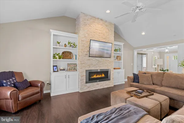 $495,000 | 30814 White Cypress Cove, Laurel, DE 19956