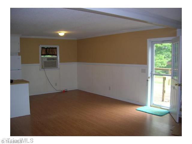 3687 Day Road Walkertown, NC 27051 - Photo 4 of 6 Dining Room.
